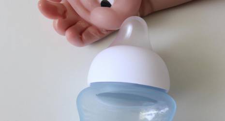 ¿Es seguro utilizar tónicos o astringentes en la piel del bebé?