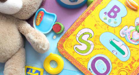 ¿Qué papel juegan los juguetes educativos en el desarrollo cognitivo del bebé?